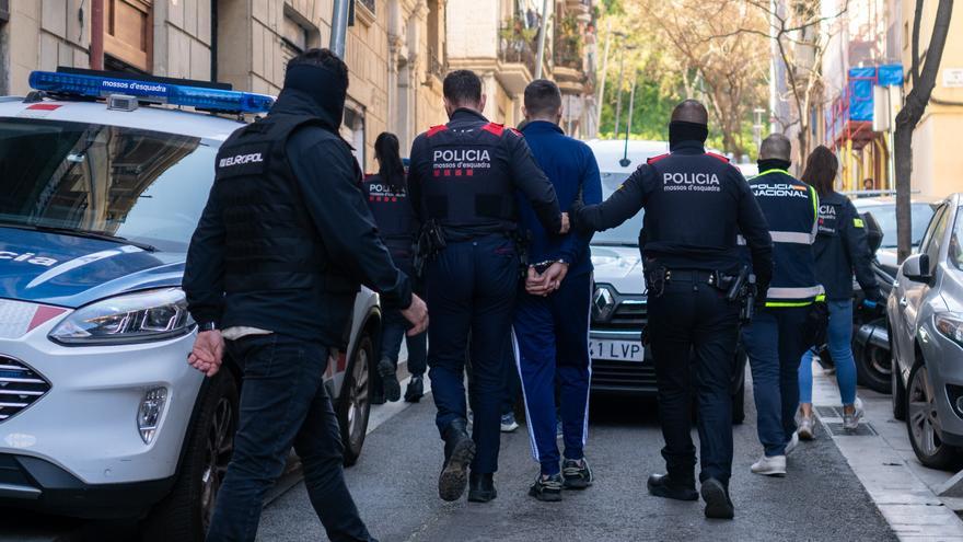 Detenido en Tarragona por apuñalar presuntamente a su pareja, ingresada en estado grave