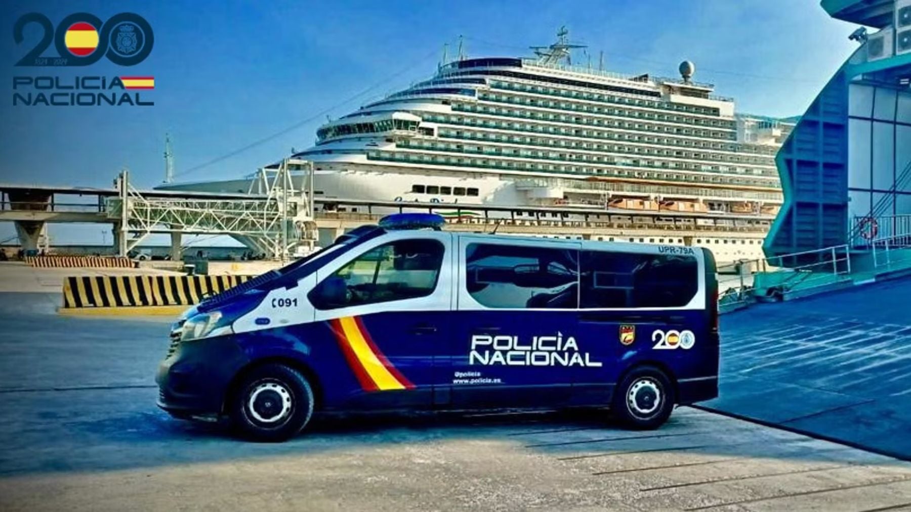 Policía Nacional cruceros
