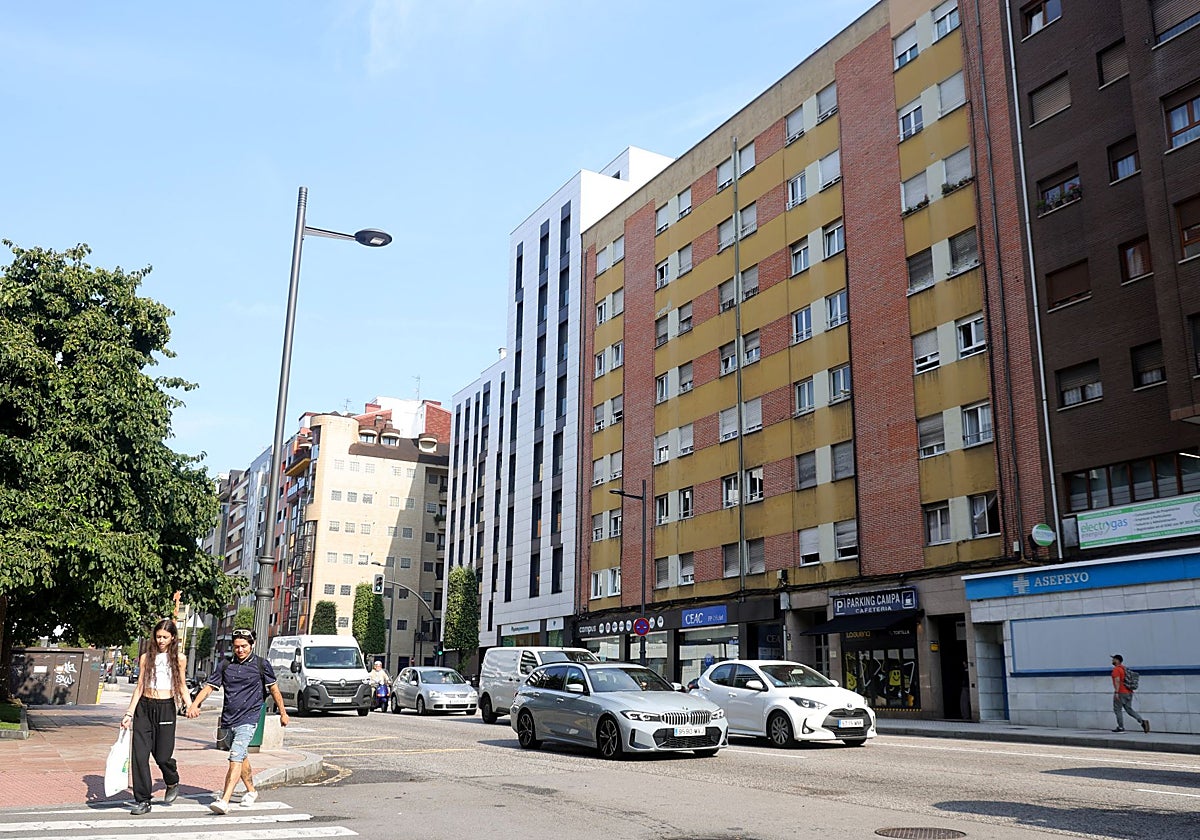 El acusado de maltratar a su pareja en Oviedo que luego fue agredido por su hijastro reconoce los hechos