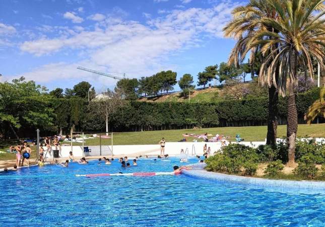 piscina hospitalet nord