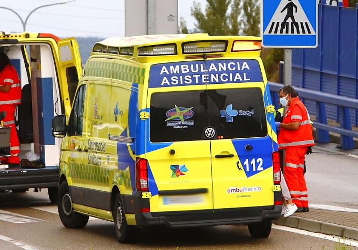 Dos heridos tras colisionar dos coches en un cruce de una carretera de Burgos