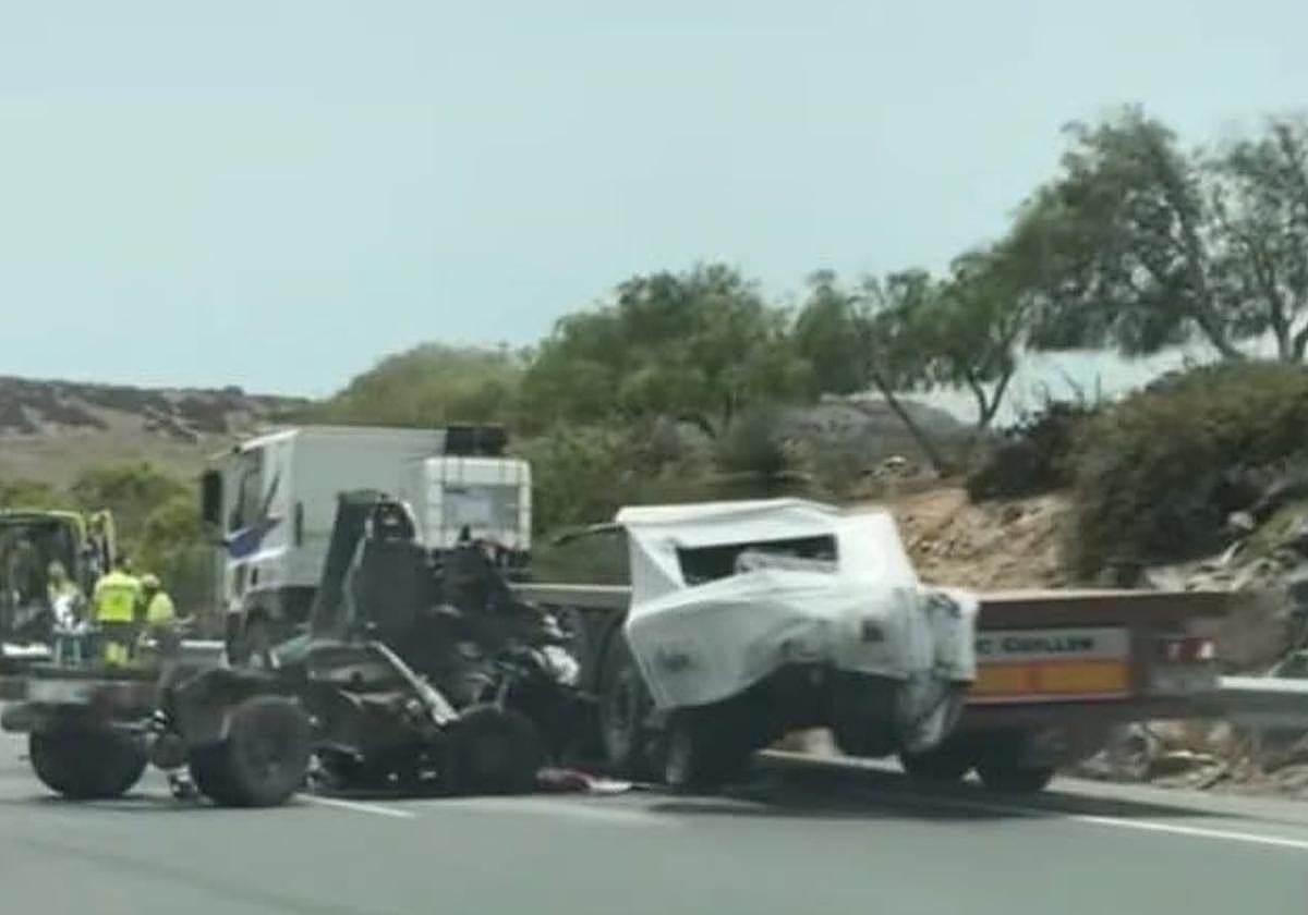 Dos hombres resultan heridos de gravedad tras colisión en la GC-1 en San Bartolomé de Tirajana.
