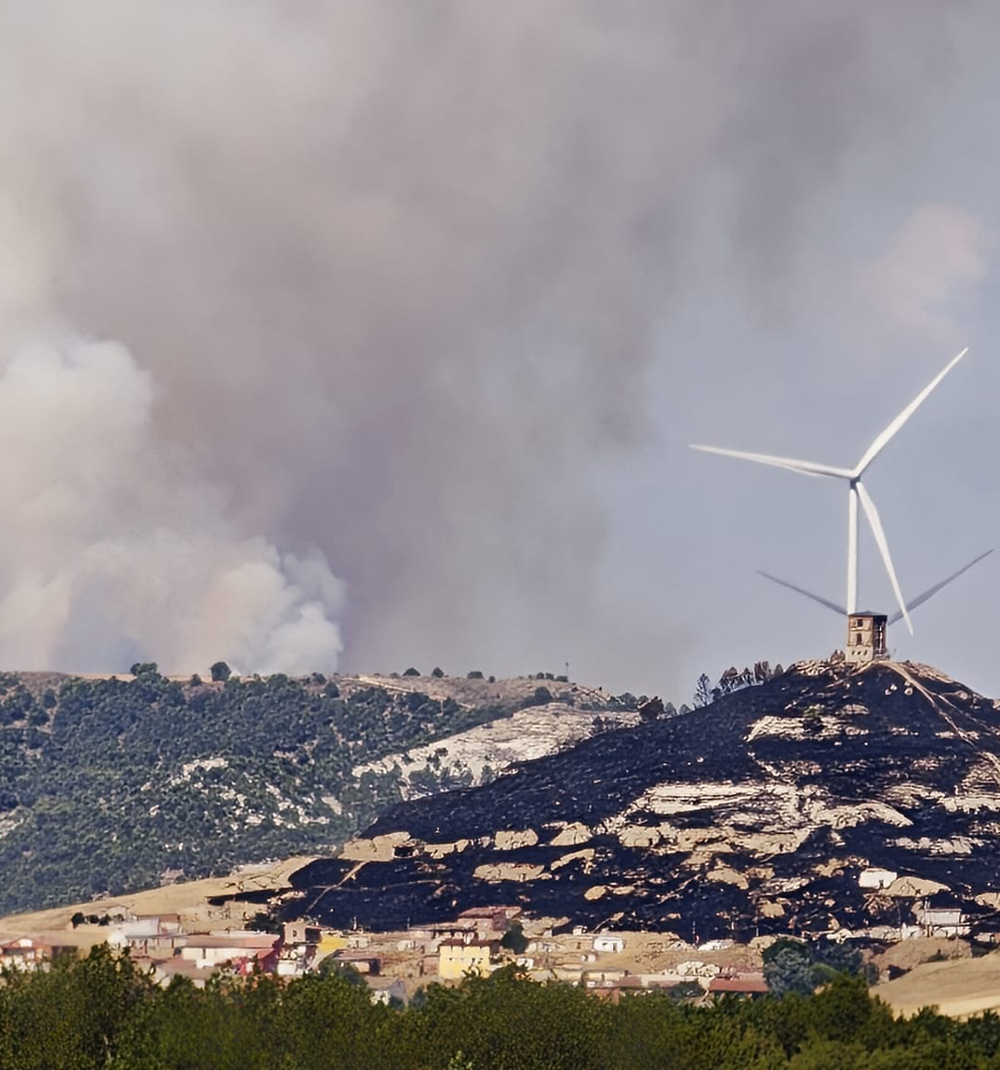 Movilizados 33 medios para combatir dos incendios de nivel 1