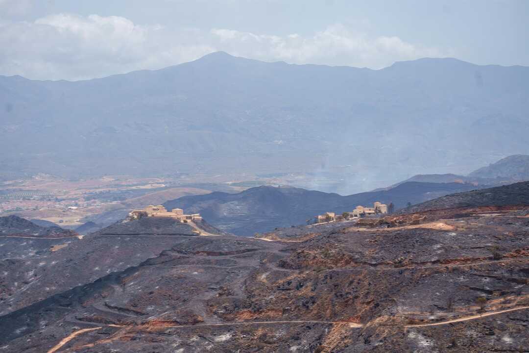 Llegan las noticias positivas a Los Gallardos: "El fuego no ha avanzado nada"