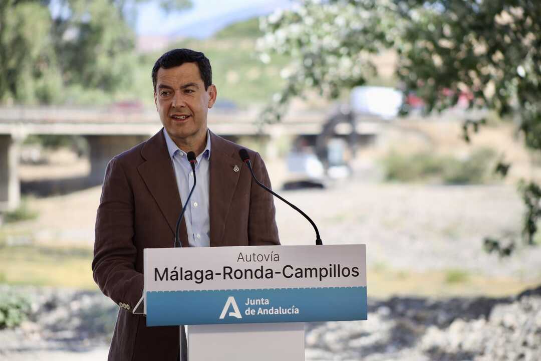 Moreno destaca el esfuerzo "titánico" para controlar el incendio de Los Gallardos, que ha provocado trece muertes