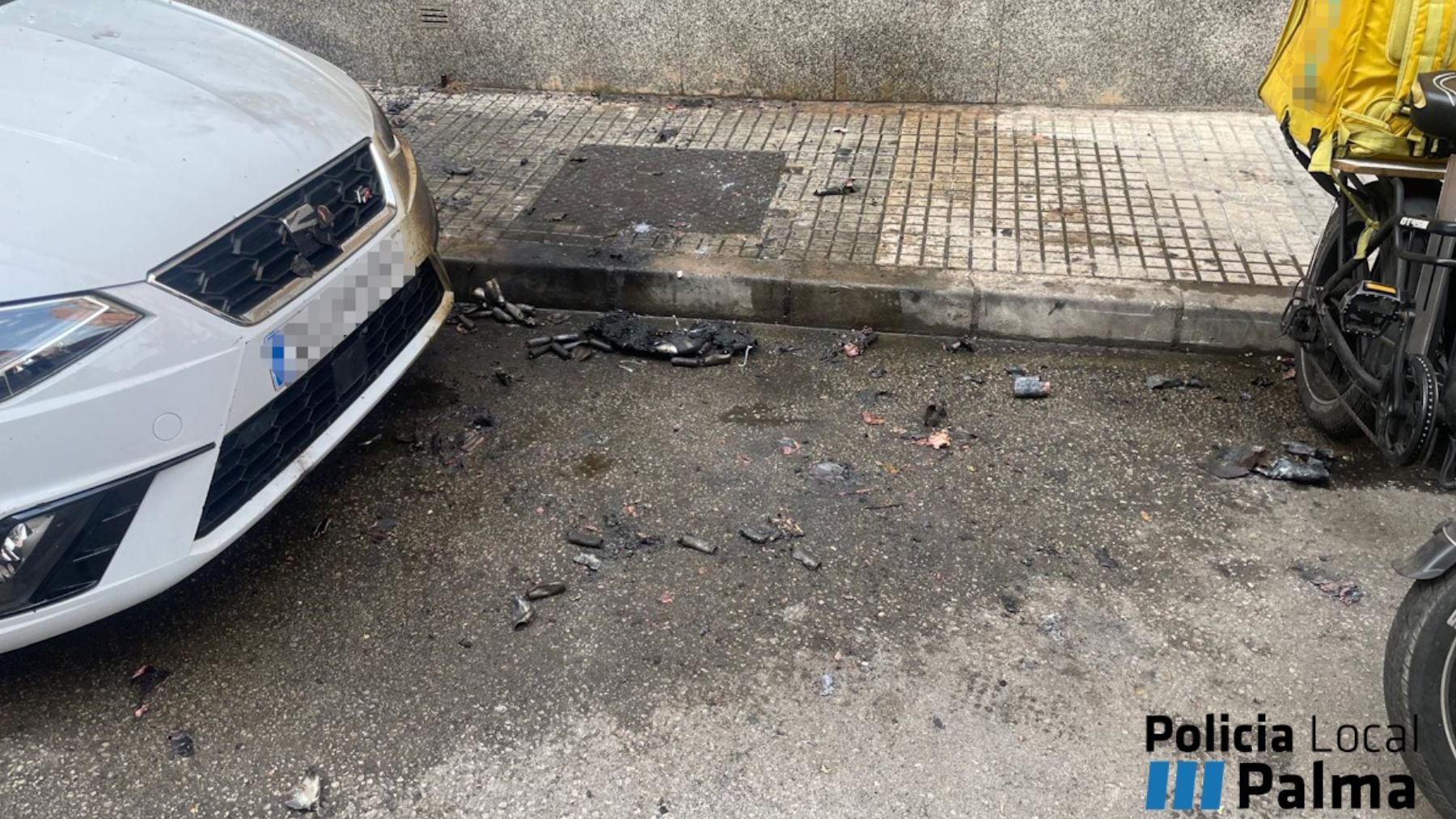 Explosión de batería de bicicleta eléctrica causa alarma en Son Gotleu