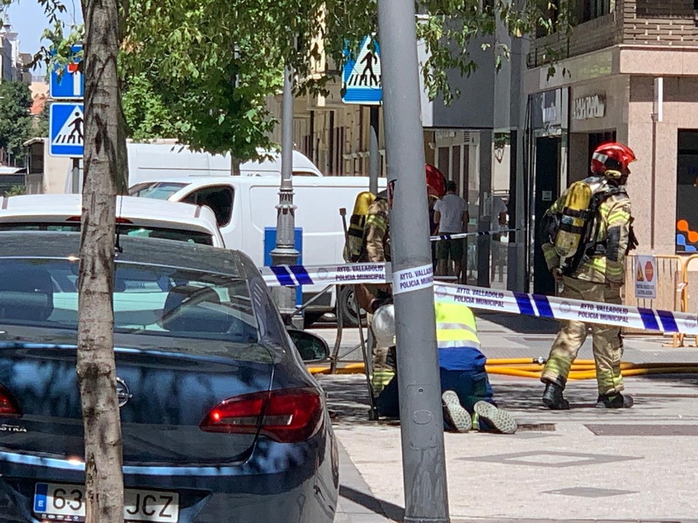 Una fuga de gas obliga a cortar General Ruiz y vaciar negocios