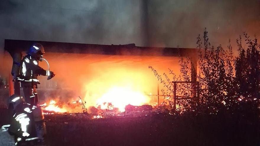 Nuevo incendio en Irun en una zona de chabolas okupadas