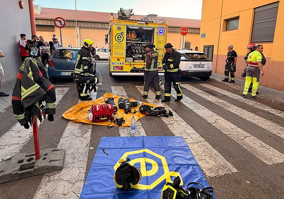 Incendio en vivienda de Santa Lucía de Tirajana deja a una persona afectada por inhalación de humo