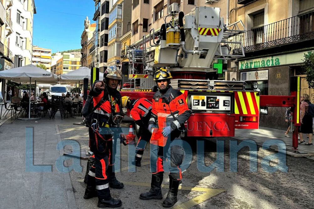 Desalojan un edificio de la Plaza de la U por un incendio