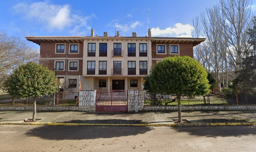 Investigan el misterioso asalto al puesto de la Guardia Civil en Piñel de Abajo
