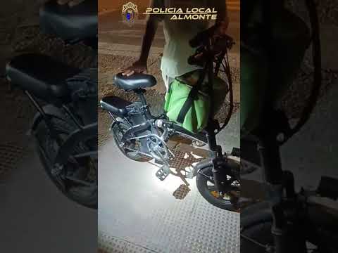 Ojo con las bicicletas el&eacute;ctricas: Almonte interviene un veh&iacute;culo que en realidad era un ciclomotor
