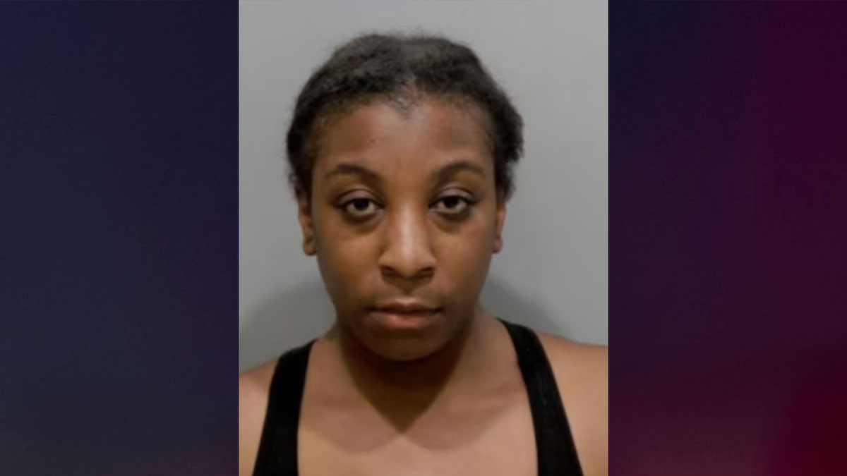 Madre de Detroit enfrenta cargos por ocultar la muerte de su recién nacido encontrado en un basurero