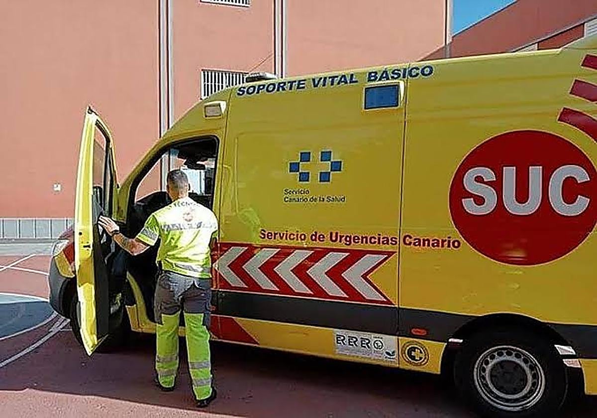 Motorista resulta herido tras colisión con turismo en Las Palmas de Gran Canaria