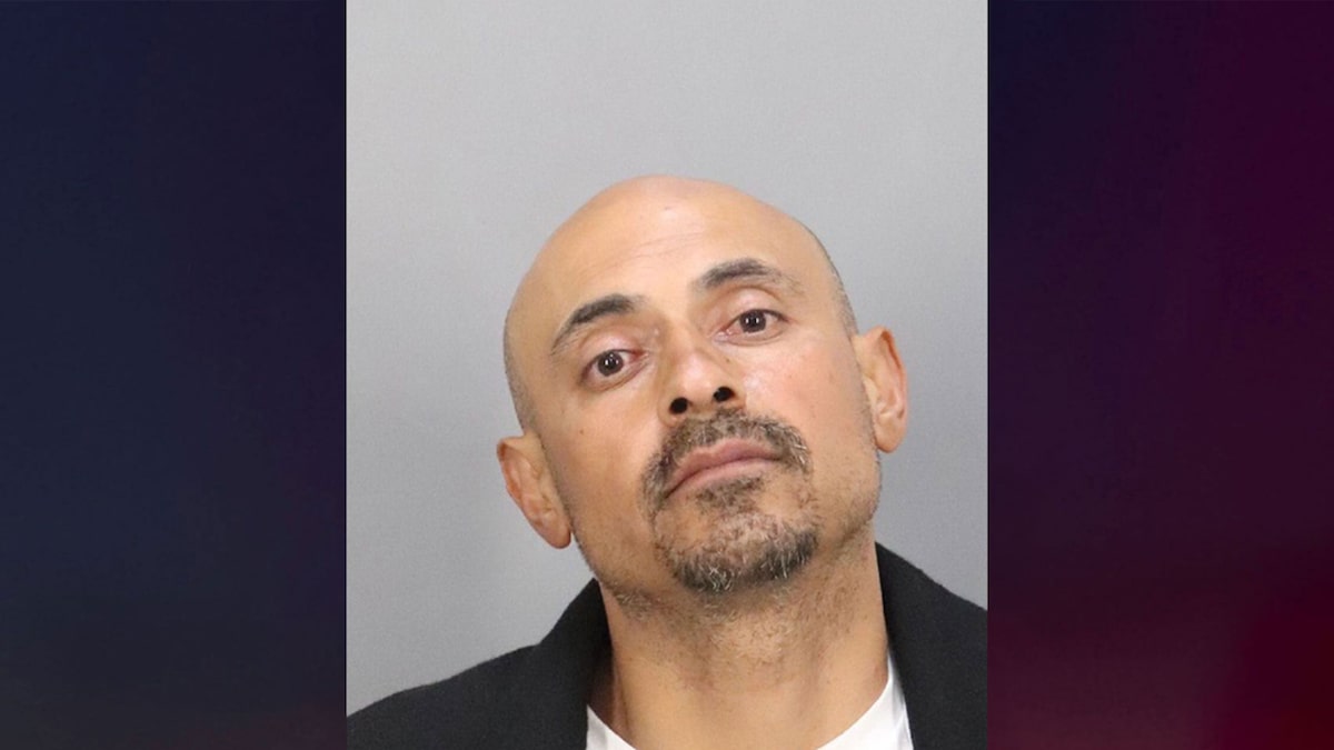Palo Alto: Hombre se atrapa a sí mismo en el baño tras intentar robar una casa y es arrestado por la policía