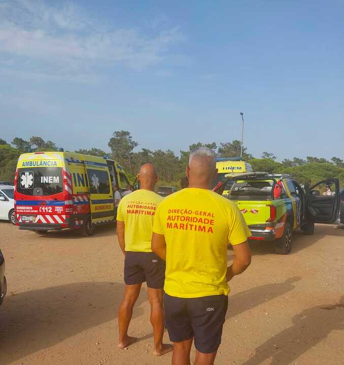 Muere un joven de 21 años al tener problemas en el mar