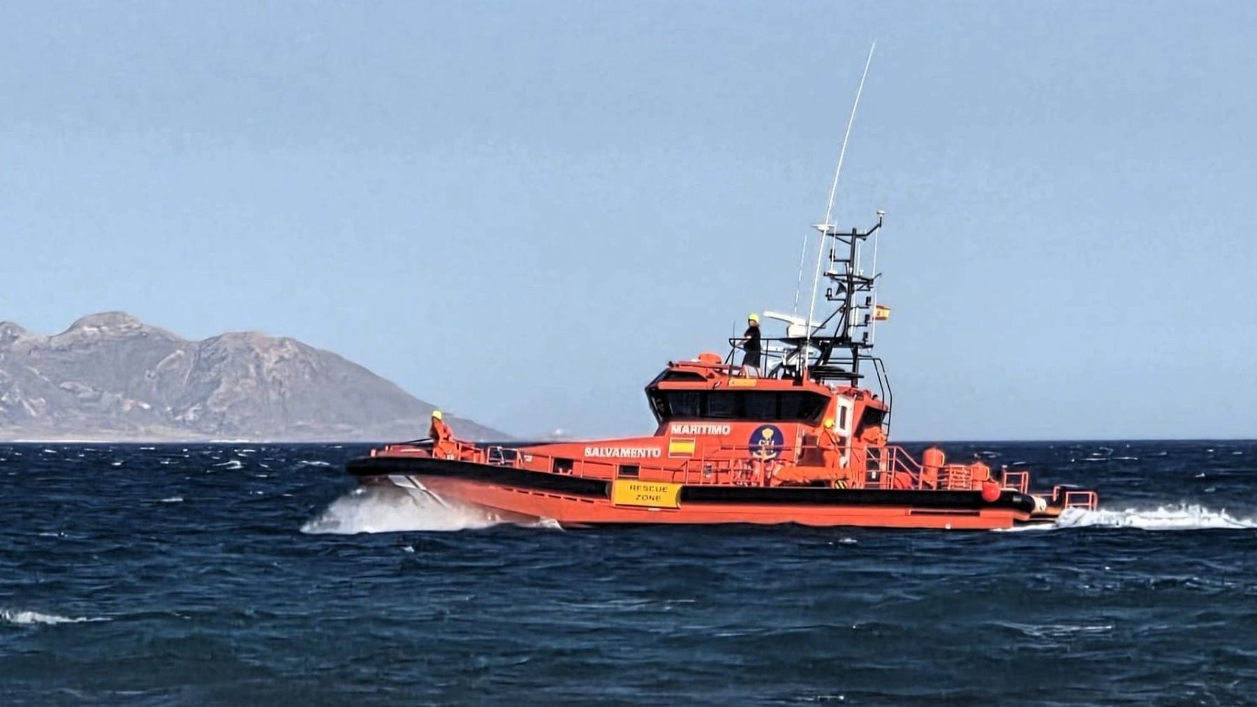 Los inmigrantes de una patera tiran al mar a tres compañeros fallecidos durante la travesía a Mallorca