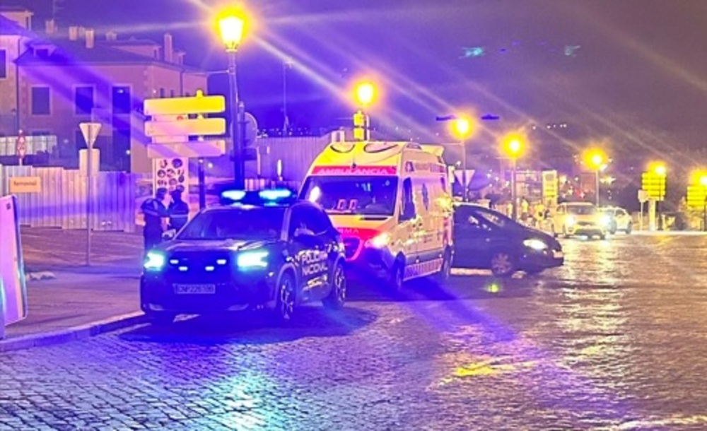 Herida una niña tras una pedrada a un bus de la pantalla