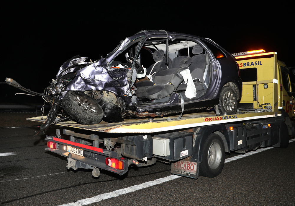 Tres heridos graves en un accidente provocado por un kamikaze