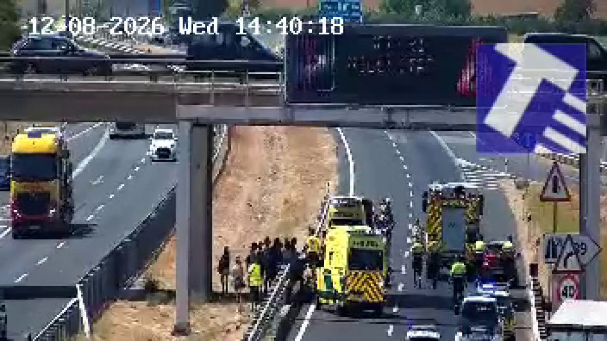 Accidentes en la A-2 complican la circulación por el eclipse solar en Lleida