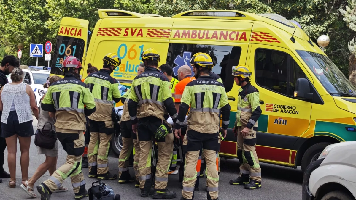 Un niño de ocho años y su madre, atropellados en un paso de peatones de la calle Vicente Campo