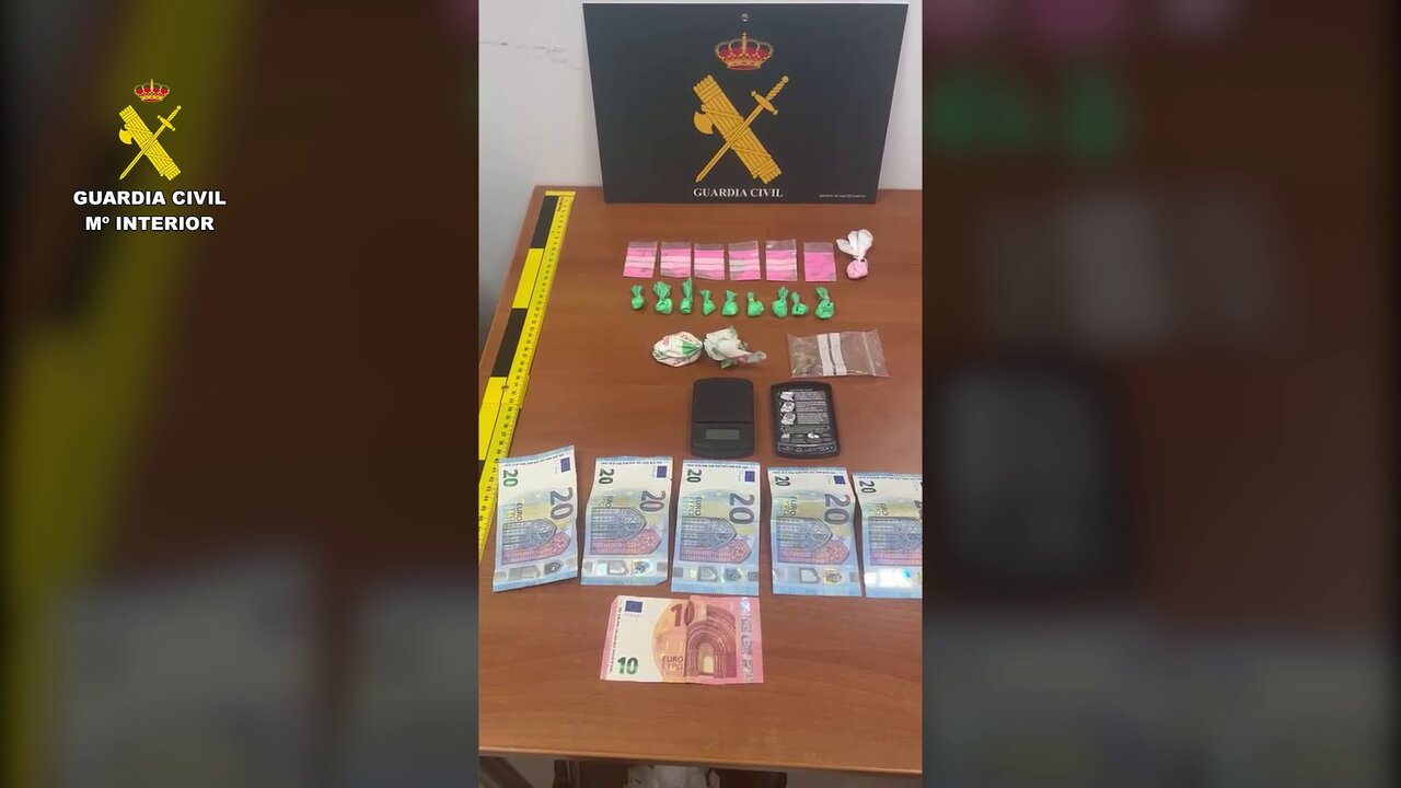 Detenido en Moratalla por tráfico de drogas: sorprendido con importante cantidad de sustancias estupefacientes durante control preventivo.