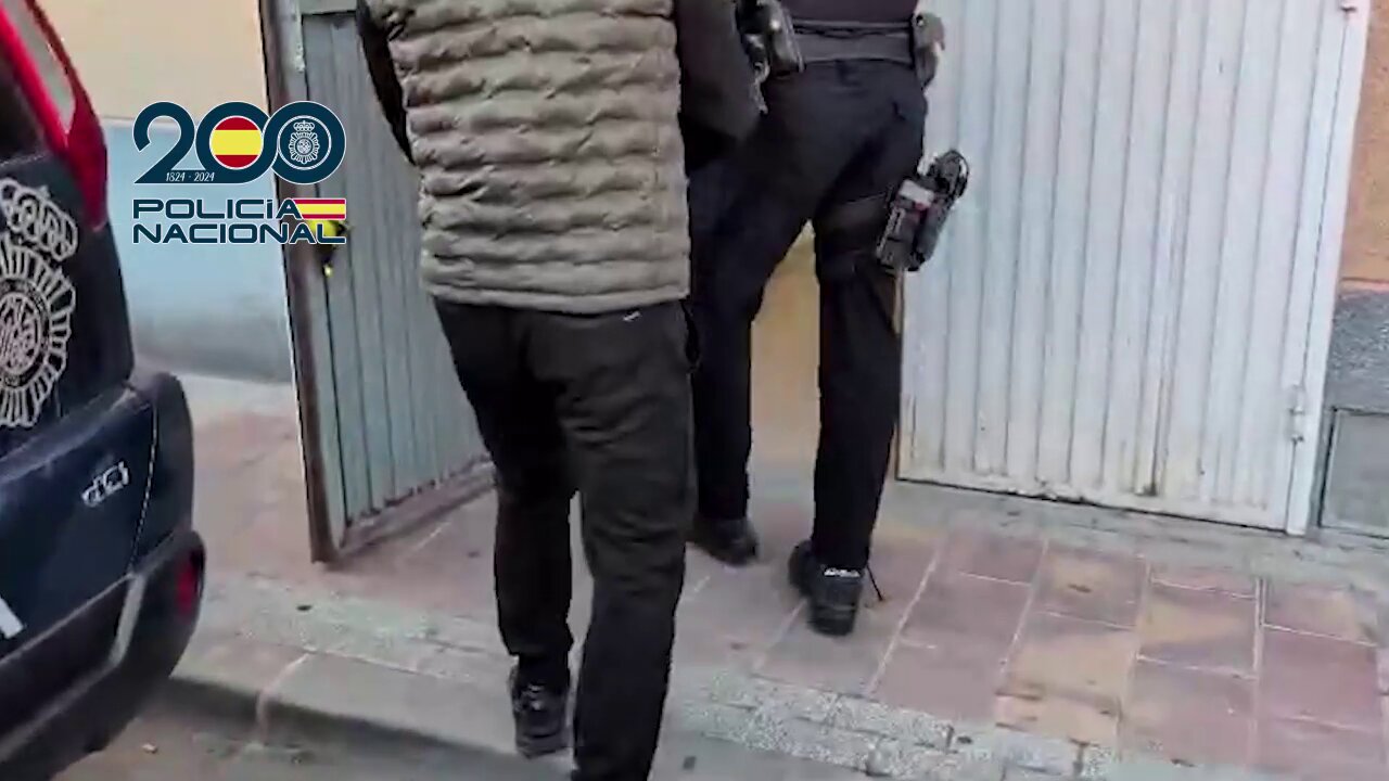 Detenido en Murcia por usar inteligencia artificial para modificar su rostro y obtener certificados digitales