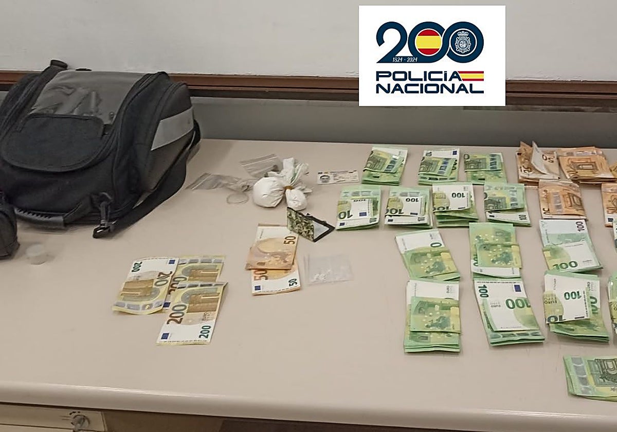 Cazado en la estación de tren de Oviedo con 80 gramos de cocaína y casi 24.000 euros en efectivo