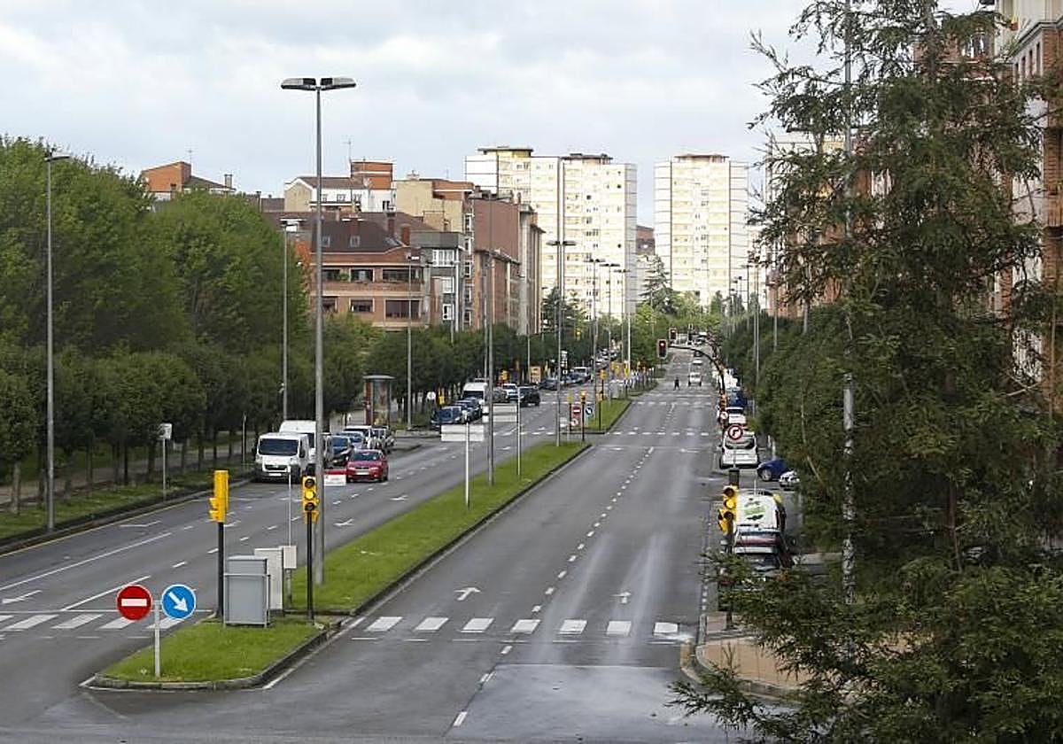 Apuñala por la espalda a su expareja en Gijón y se entrega horas más tarde a la Policía