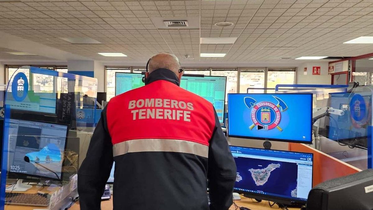 Puesto de coordinación de los Bomberos de Tenerife.