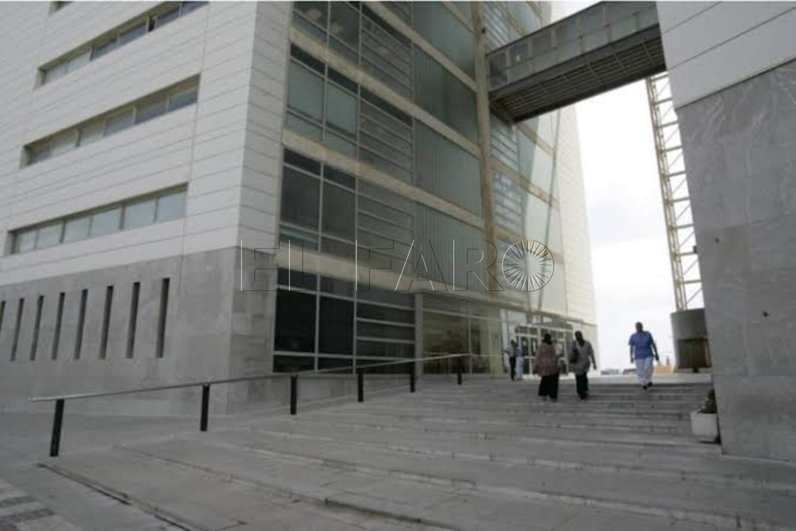 El Supremo confirma condena a militar por ausentarse de Melilla durante una baja médica