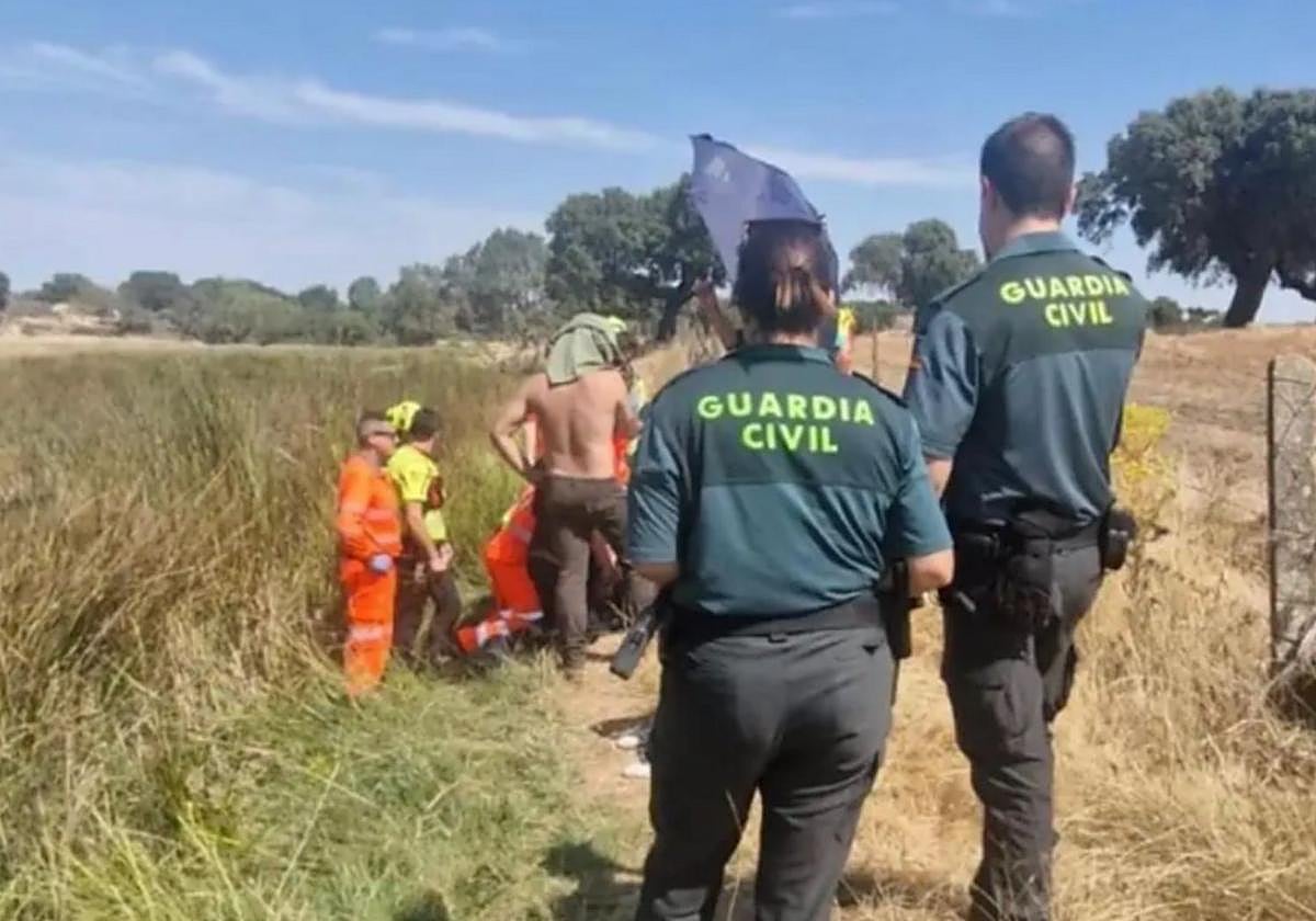 Muere un hombre tras ser encontrado inconsciente por la Guardia Civil junto al río en un pueblo de Salamanca
