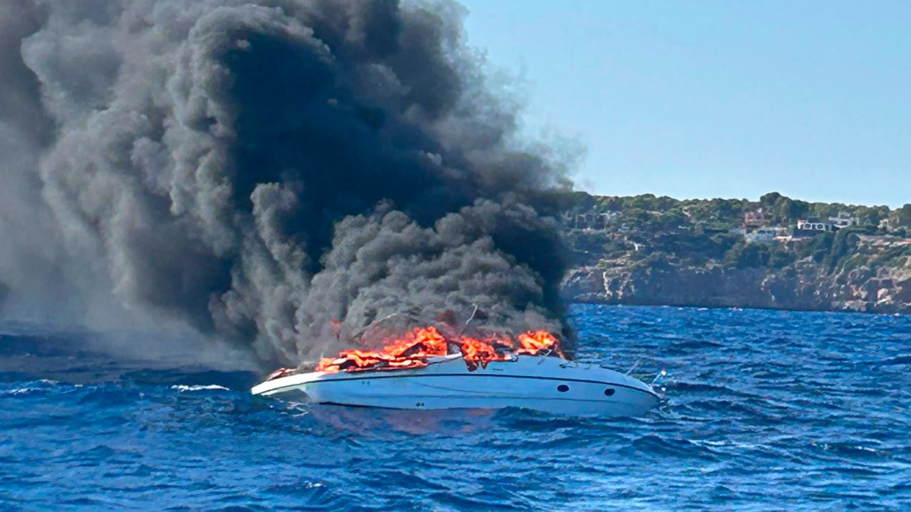 eclipse Mallorca incendio barco
