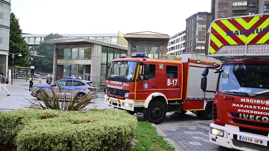 Desalojan la estación de Metro Bilbao de San Mamés por un incendio