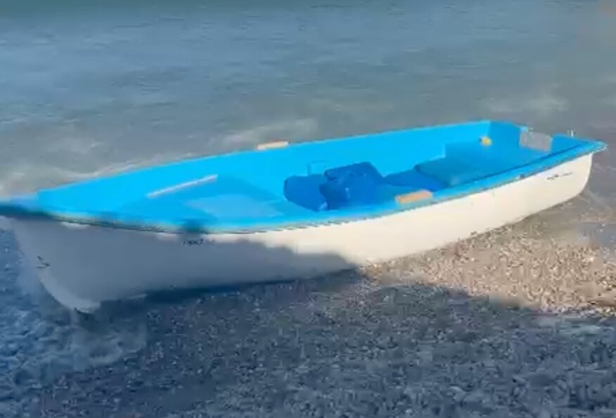 La Guardia Civil intercepta a siete personas tras detectar una embarcación en Cabo Cope