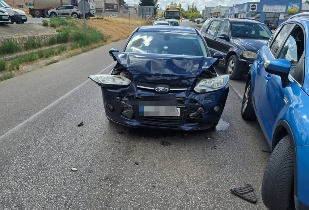 Accidente sin heridos en la carretera de Valencia