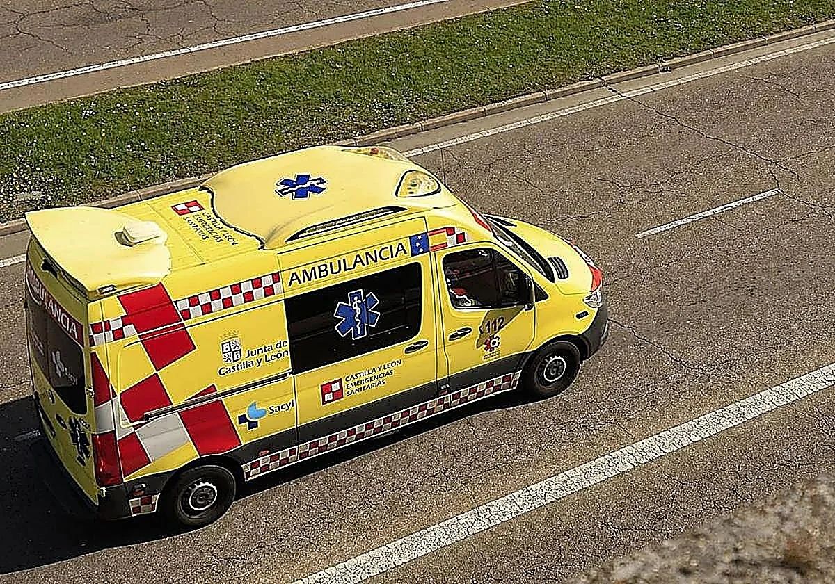 Mujer de 20 años resulta herida tras sufrir un vuelco en la carretera de Burgos