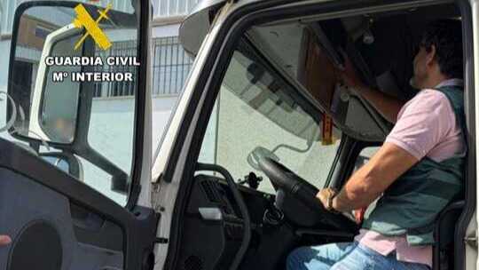Investigadas seis personas por falsedad documental en empresa de transporte por carretera en Huelva