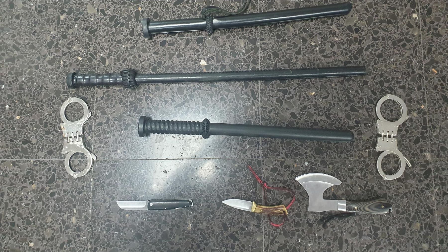 Detenido en Palma por amenazar a su ex pareja con agredirla con un hacha y golpear a varios policías durante su detención