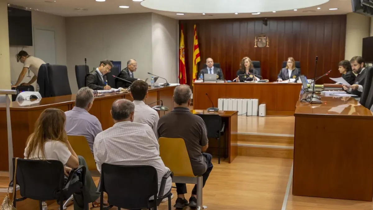 Acusados niegan pago de sobornos y desviaciones en contratos de obra pública en juicio por corrupción en Lleida
