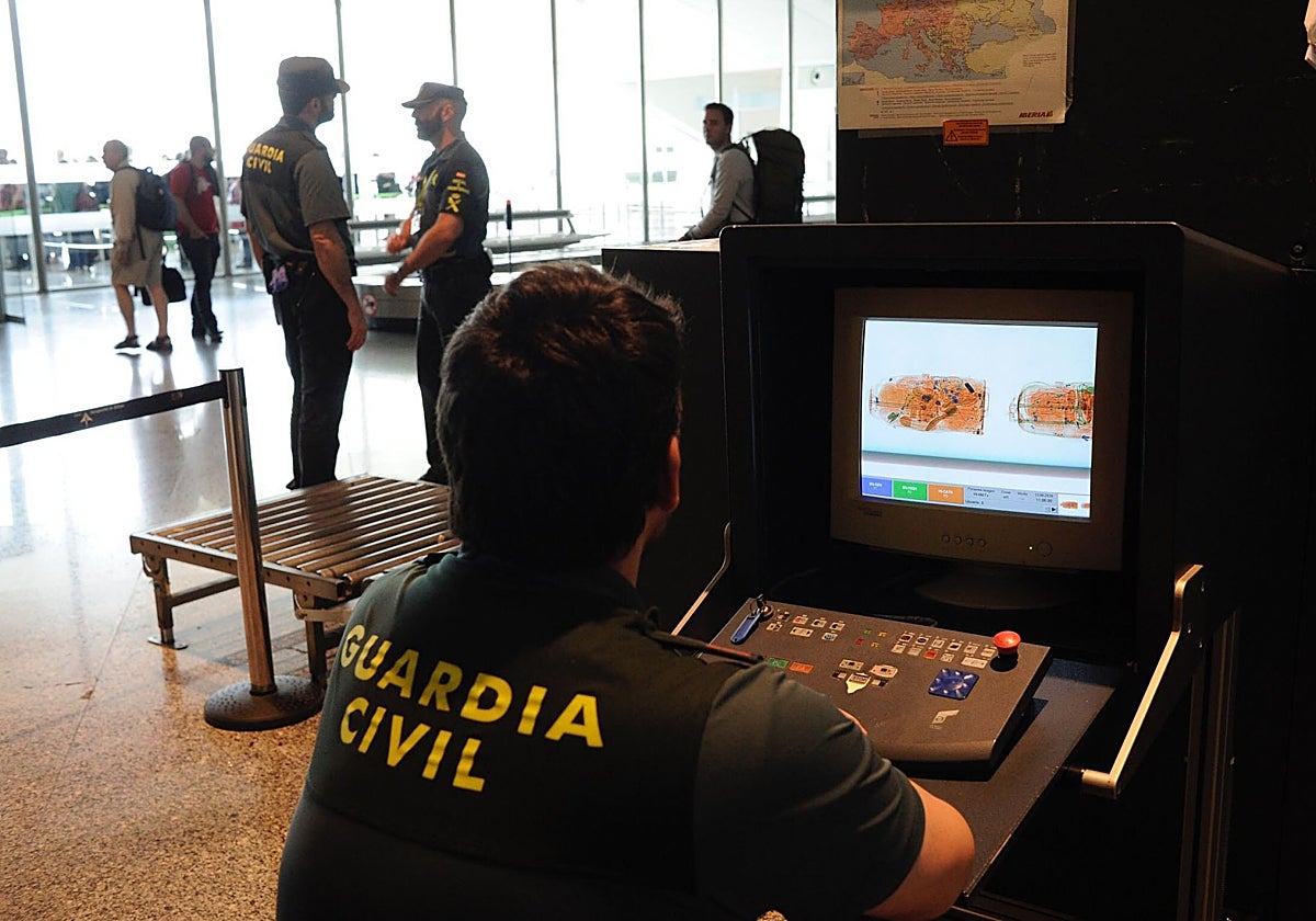 Arrestado en Manises con 1.240 gramos de heroína en el estómago