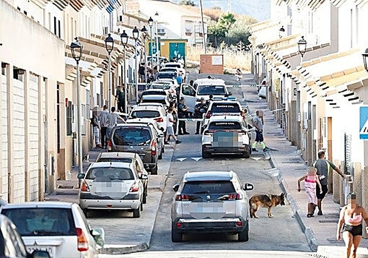 Prisión para la sospechosa de matar a un vecino con el que tenía una deuda de un disparo en Zalea