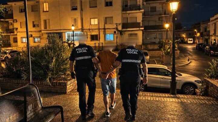 La llamada de un vecino destapa un presunto caso de violencia de género en Almonte