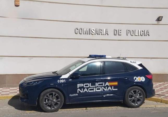 Foto recurs cotxe CNP Policia Nacional comisaria Barcelona