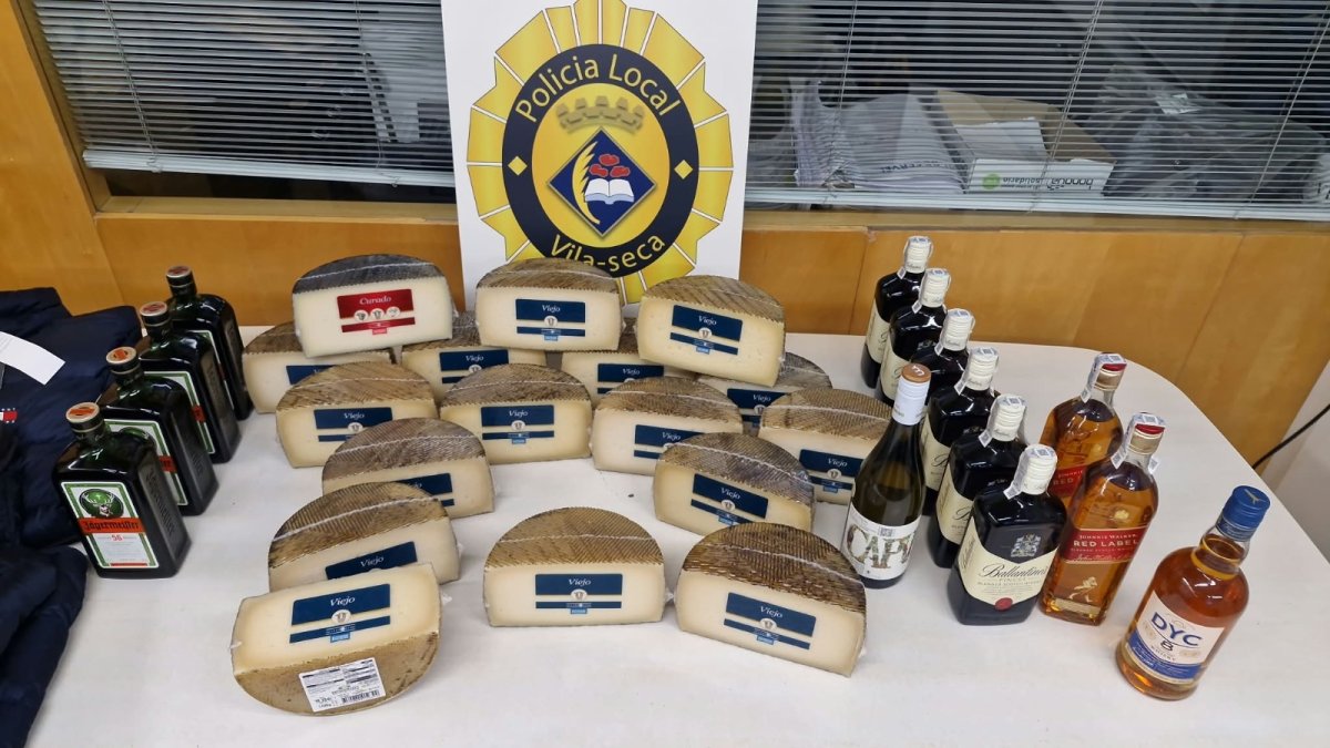Detenidos en Vila-seca dos ladrones expertos en robar comida y alcohol de los supermercados