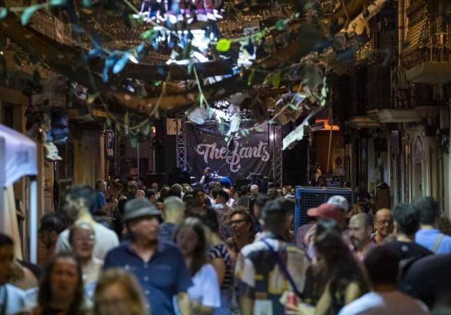 Festes de Sants 2022 concerts carrer guanyador alcolea Baix ambient   Foto  Carlos Baglietto