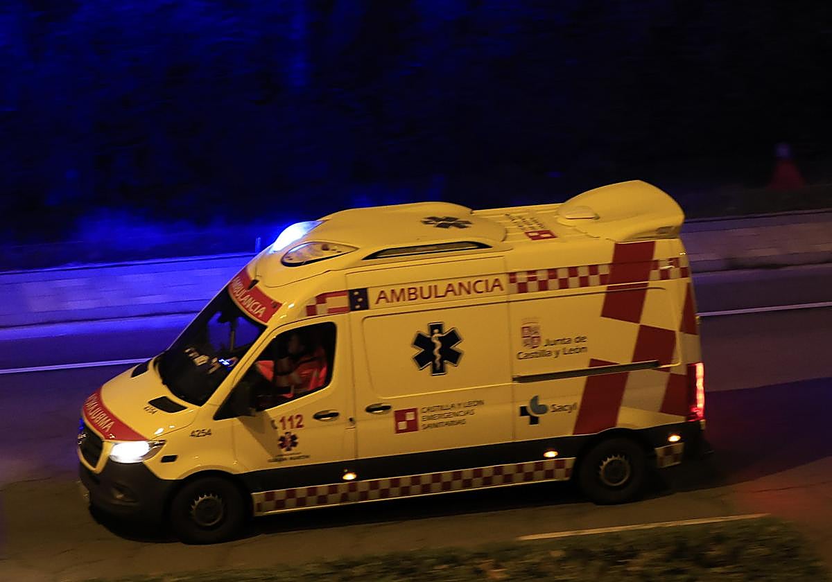 Dos mujeres resultan heridas en colisión de tres turismos en Bóveda del Río Almar
