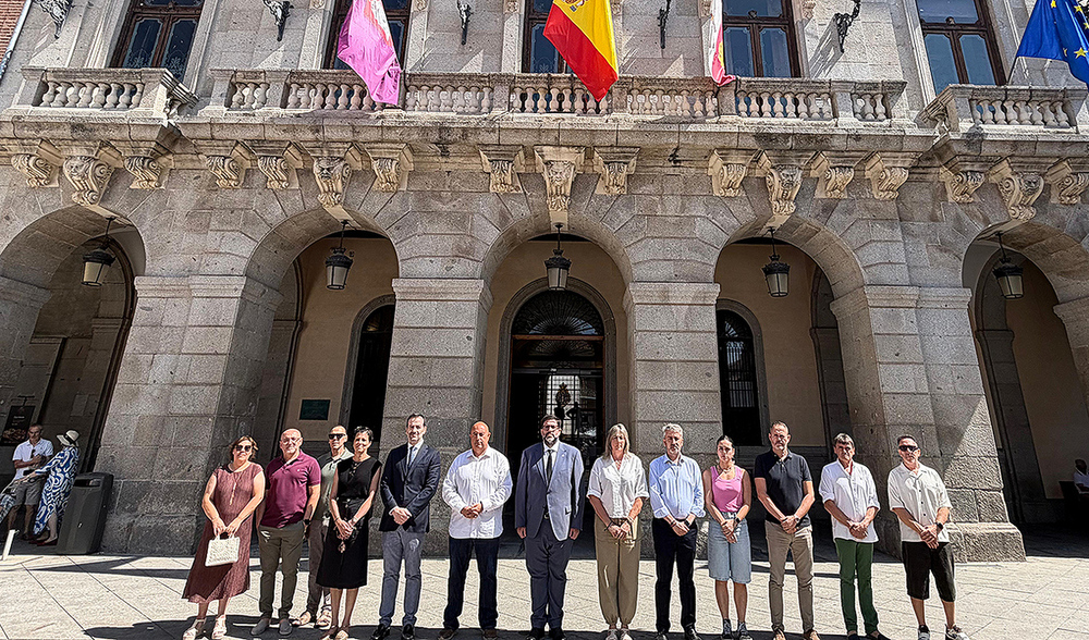 Ávila muestra su solidaridad con Los Gallardos