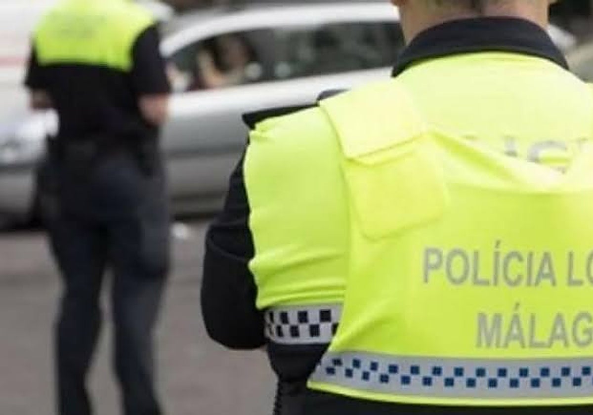 El conductor de un autobús escolar en Málaga supera nueve veces la tasa de alcohol permitida: orina y defeca en su vehículo