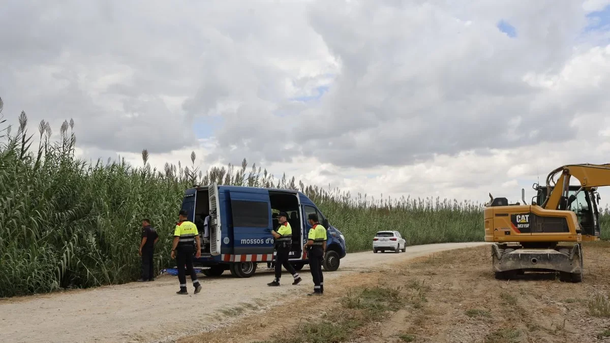 Hallan a un conductor muerto en una acequia de Torres de Segre